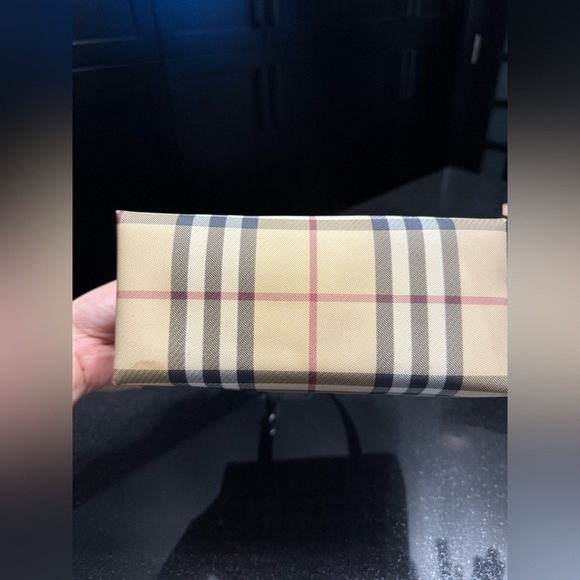 BURBERRY Nova Check Mini Tote - Picture 13 of 17